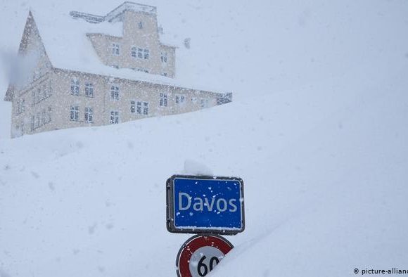 Social entrepreneurs in action in snow-covered Davos